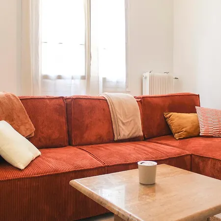 Apartament Charming T2 Of 50 M2 Near The Parc Des Princes Paryż